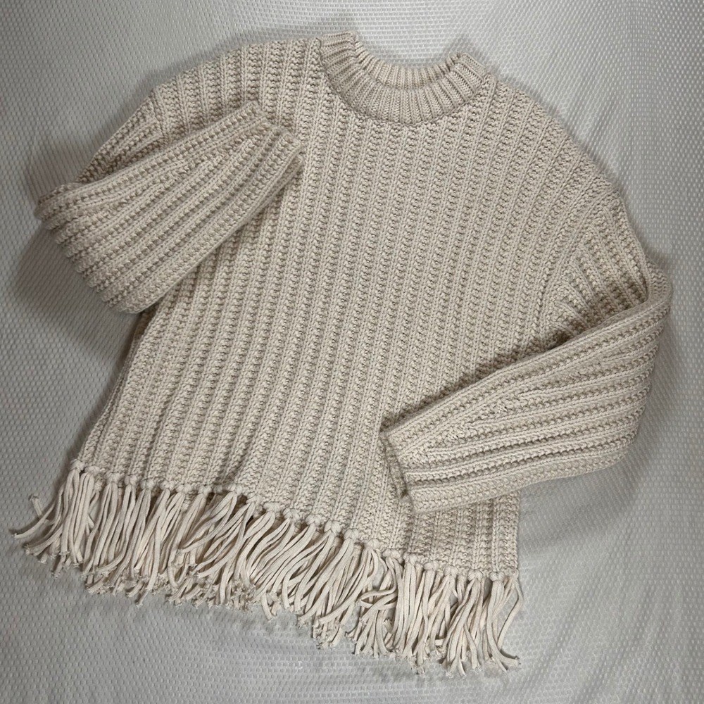 HM Womens Cream Ribbed Chunky Knit Fringe Hem Sweater Medium Boho Wool Blend